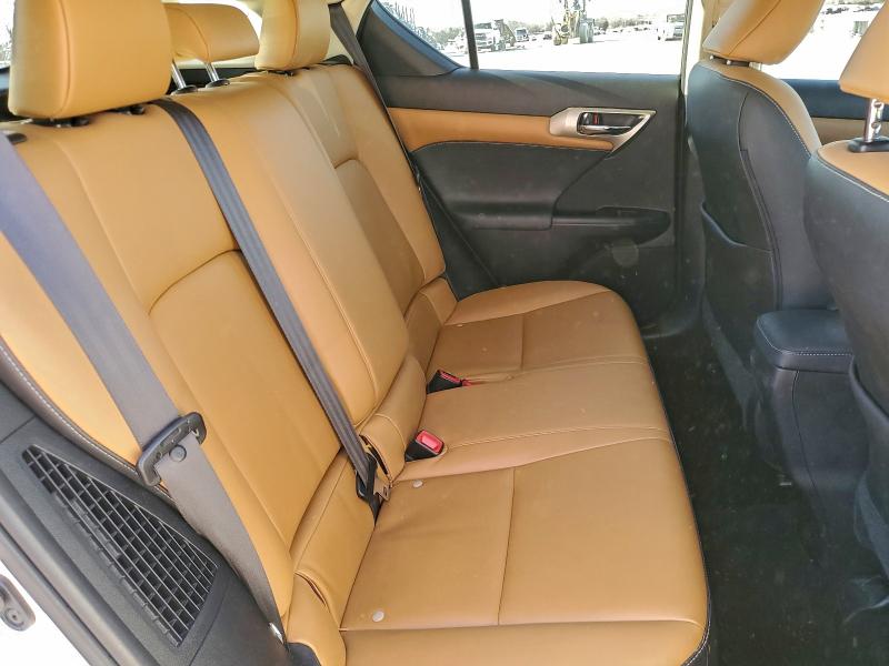 Photo 10 from auction – 2014 LEXUS CT 200 with VIN JTHKD5BH5E2180101
