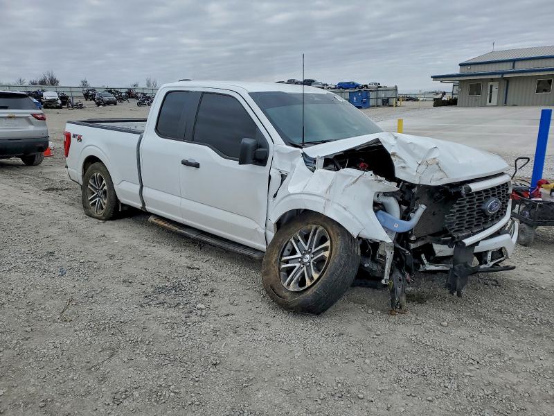 Photo 4 from auction – 2023 FORD F150 SUPER with VIN 1FTFX1E57PKG11299