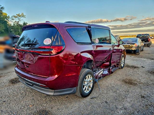 Photo 3 from auction – 2022 CHRYSLER PACIFICA with VIN 2C4RC1BG4NR159602