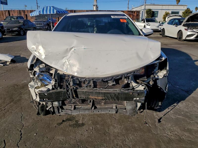 Photo 5 from auction – 2014 TOYOTA CAMRY L with VIN 4T1BF1FK1EU732848