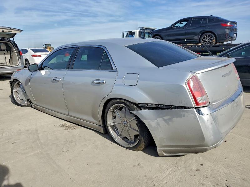 Photo 2 from auction – 2012 CHRYSLER 300 LIMITE with VIN 2C3CCACG0CH222853