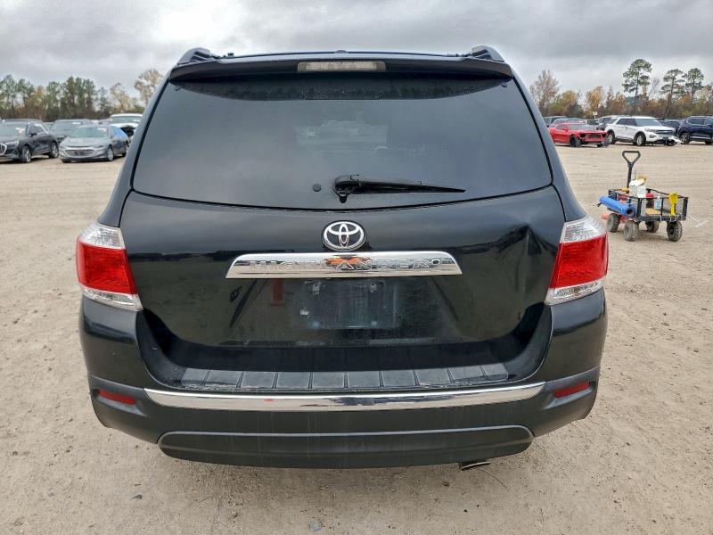 Photo 6 from auction – 2013 TOYOTA HIGHLANDER with VIN 5TDYK3EH2DS099811