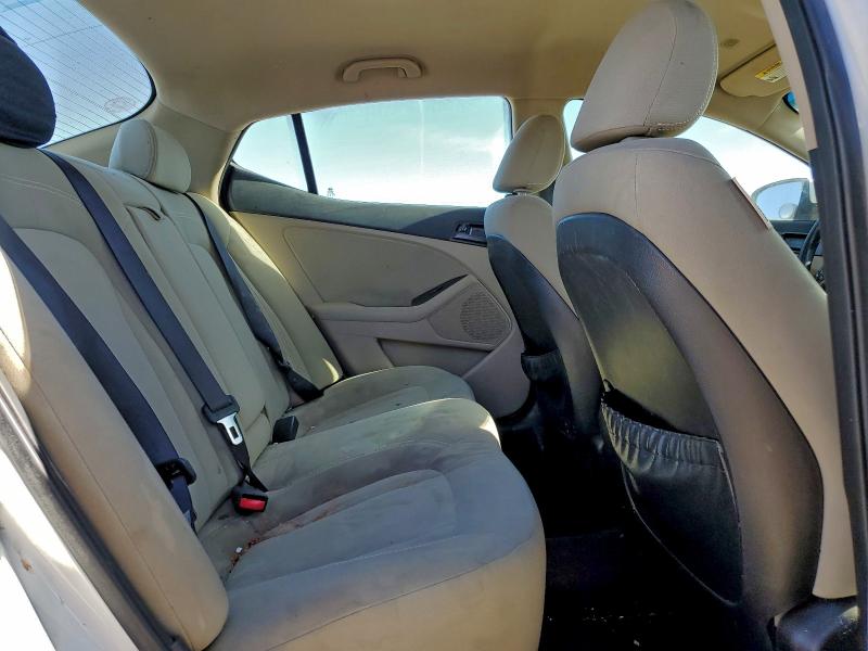 Photo 10 from auction – 2011 KIA OPTIMA LX with VIN KNAGM4A72B5060743