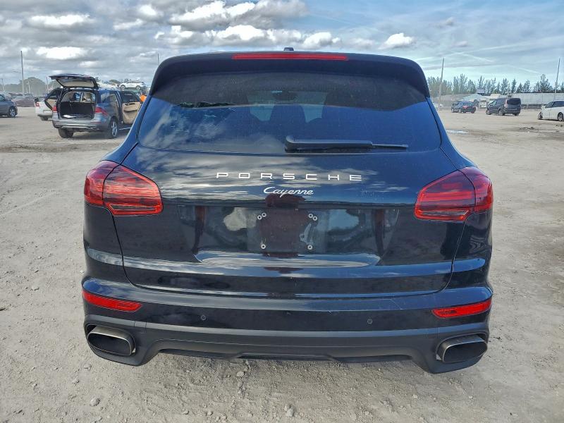 Photo 6 from auction – 2016 PORSCHE CAYENNE with VIN WP1AA2A21GLA01940