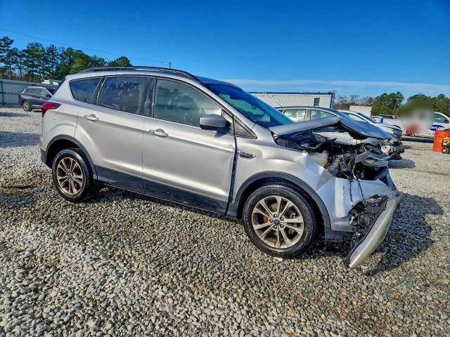 Photo 4 from auction – 2019 FORD ESCAPE with VIN 1FMCU0HD7KUB95109