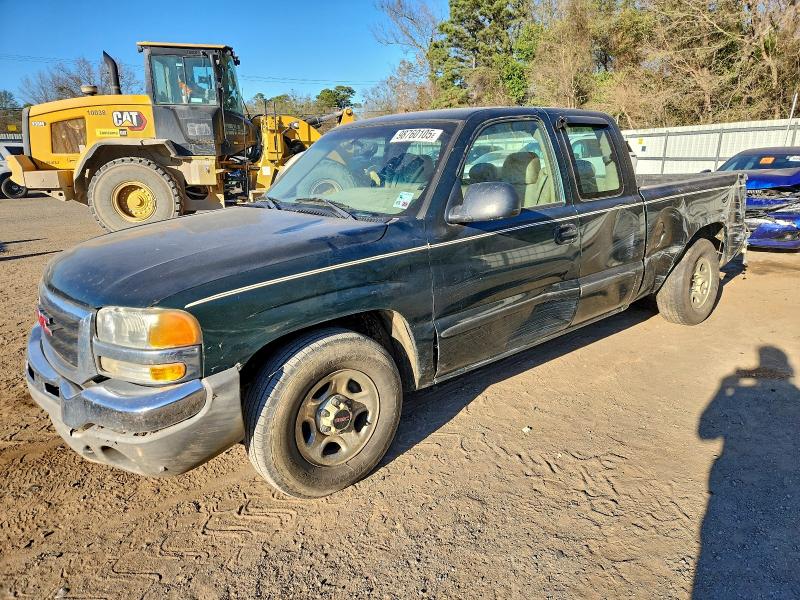 GMC NEW SIERRA 2004 with VIN 2GTEC19V441102008 - Photo from auction