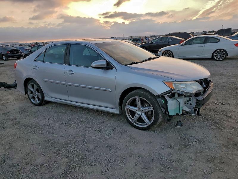 صورة رقم 4 من المزاد - 2014 TOYOTA CAMRY L مع VIN 4T1BF1FKXEU759062