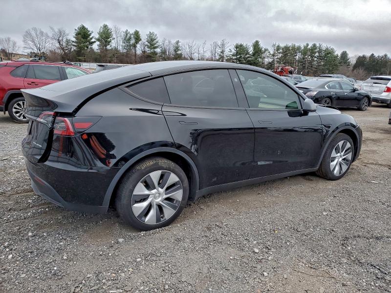 Photo 3 from auction – 2023 TESLA MODEL Y with VIN 7SAYGDEE7PA194337
