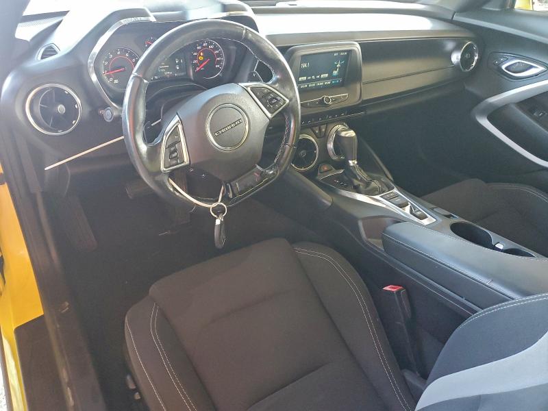 Photo 8 from auction – 2018 CHEVROLET CAMARO LT with VIN 1G1FB1RX4J0139231