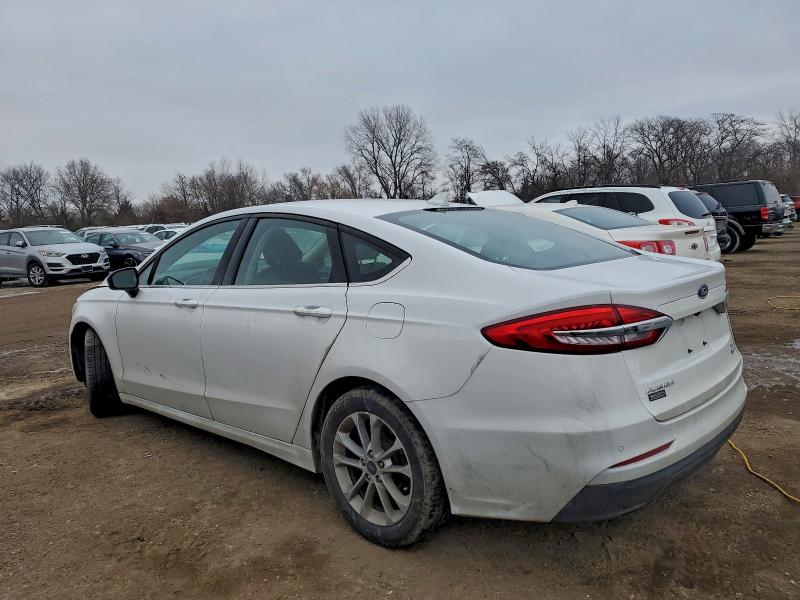 Photo 2 from auction – 2020 FORD FUSION SE with VIN 3FA6P0HDXLR170101