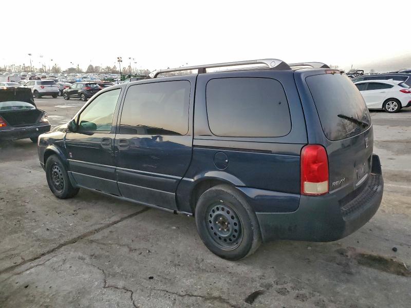 Photo 2 from auction – 2005 SATURN RELAY 2 with VIN 5GZDV03L15D187353