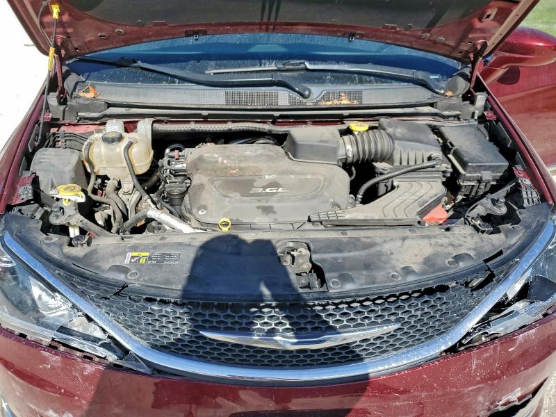 Photo 12 from auction – 2017 CHRYSLER PACIFICA T with VIN 2C4RC1BG1HR832561