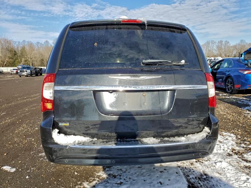 Photo 6 from auction – 2012 CHRYSLER TOWN & COU with VIN 2C4RC1CG1CR150982