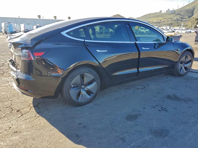 Photo 3 from auction – 2019 TESLA MODEL 3 with VIN 5YJ3E1EB3KF384228