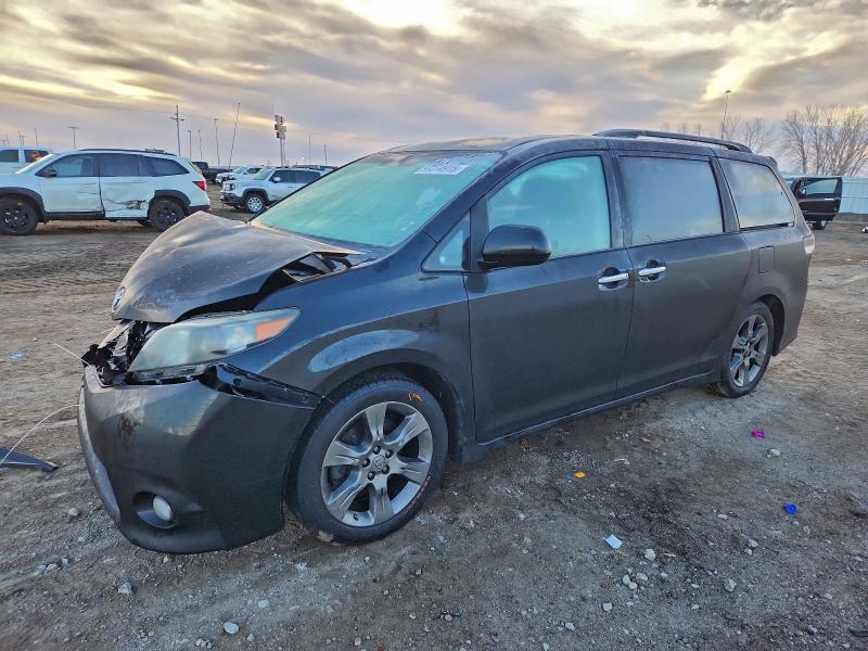 TOYOTA SIENNA SPO 2013 with VIN 5TDXK3DC2DS333172 - Photo from auction