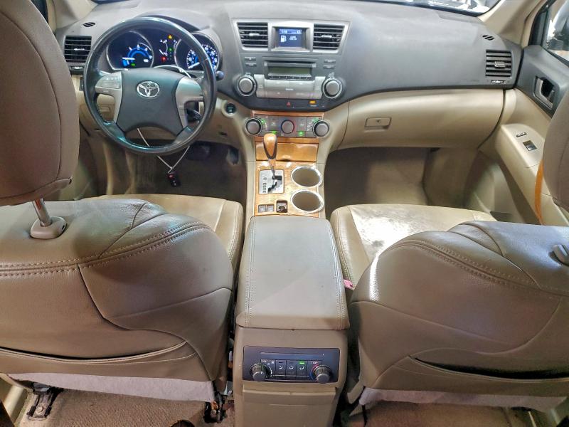 Photo 8 from auction – 2008 TOYOTA HIGHLANDER with VIN JTEEW41A282018031