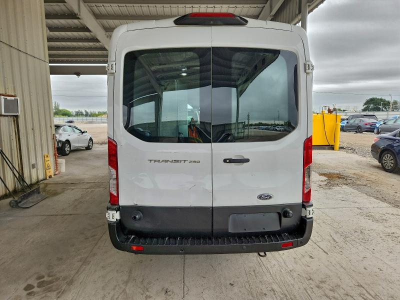 Photo 6 from auction – 2019 FORD TRANSIT T- with VIN 1FTYR2CM7KKA69374