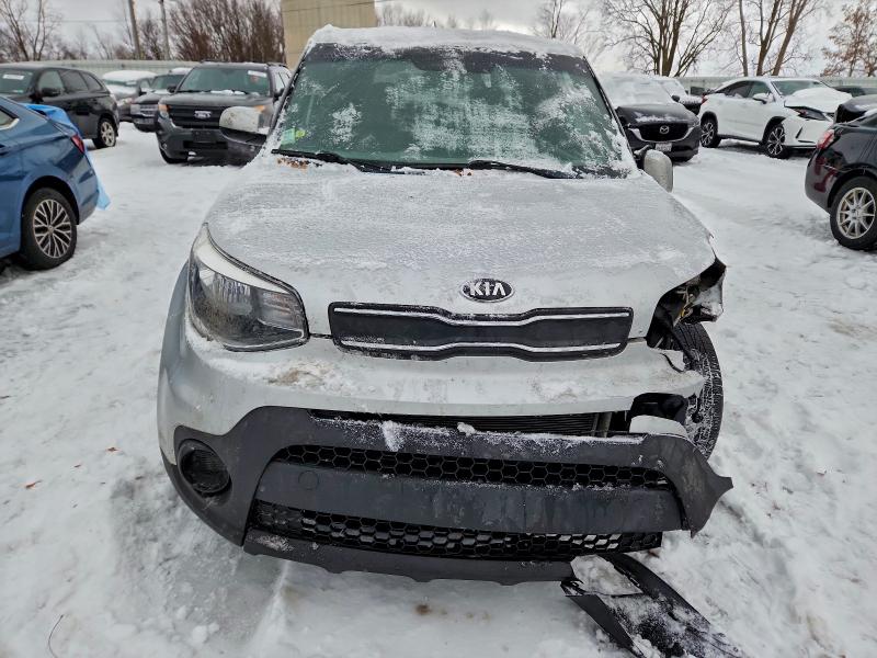 Photo 5 from auction – 2019 KIA SOUL with VIN KNDJN2A26K7017610