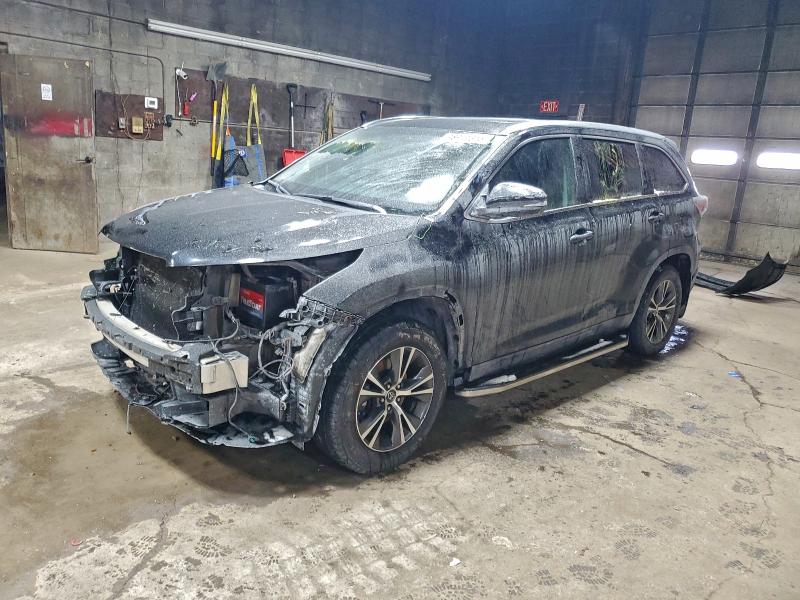 TOYOTA HIGHLANDER 2016 مع رقم تعريف المركبة 5TDJKRFH8GS502360 - صورة من المزاد
