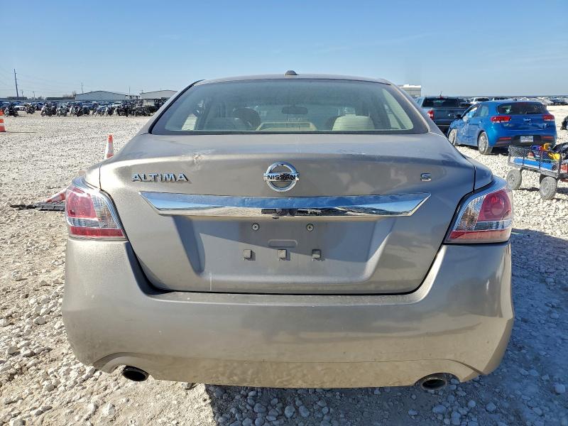 Photo 6 from auction – 2015 NISSAN ALTIMA 2.5 with VIN 1N4AL3AP1FN376913