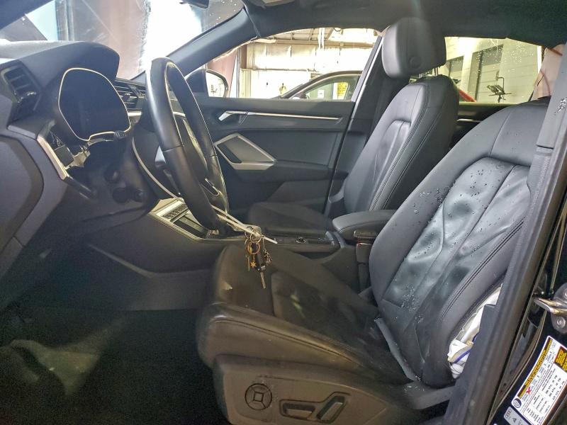 Photo 7 from auction – 2021 AUDI Q3 PREMIUM with VIN WA1AUCF35M1095628