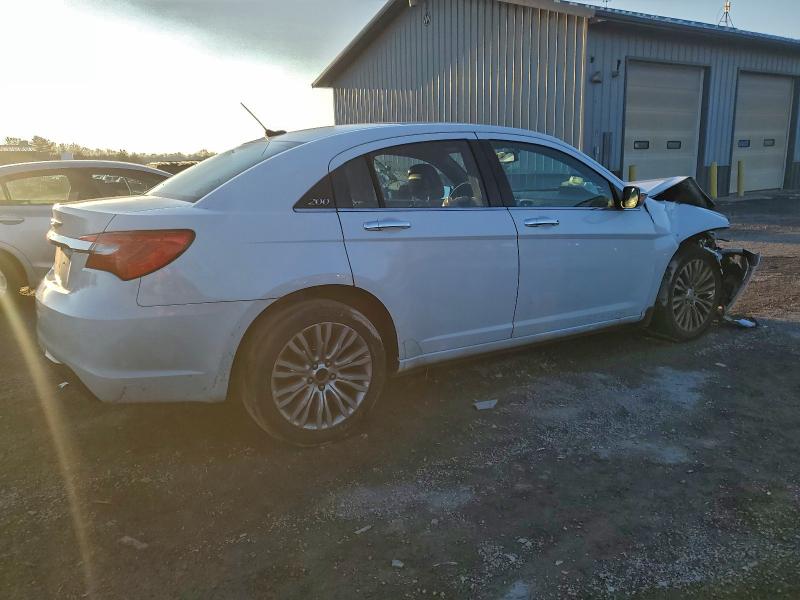 Photo 3 from auction – 2012 CHRYSLER 200 LIMITE with VIN 1C3CCBCB8CN162032