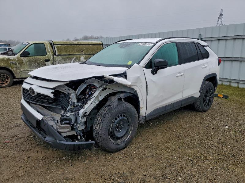 Photo 1 from auction – 2020 TOYOTA RAV4 LE with VIN 2T3H1RFV8LC081581