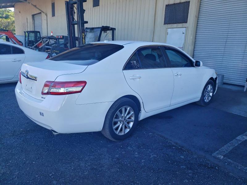 Photo 3 from auction – 2011 TOYOTA CAMRY SE with VIN 4T1BK3EK6BU631423