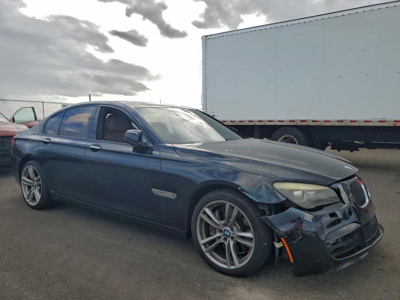 Photo 4 from auction – 2011 BMW 750 I with VIN WBAKA8C51BCY36152