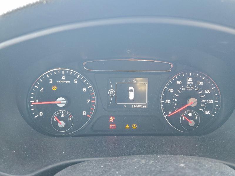 Photo 9 from auction – 2016 KIA SORENTO LX with VIN 5XYPGDA3XGG047003