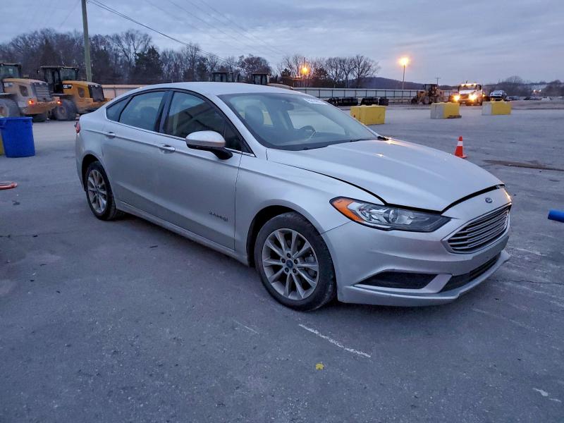 صورة رقم 4 من المزاد - 2017 FORD FUSION مع VIN 3FA6P0LU0HR297213