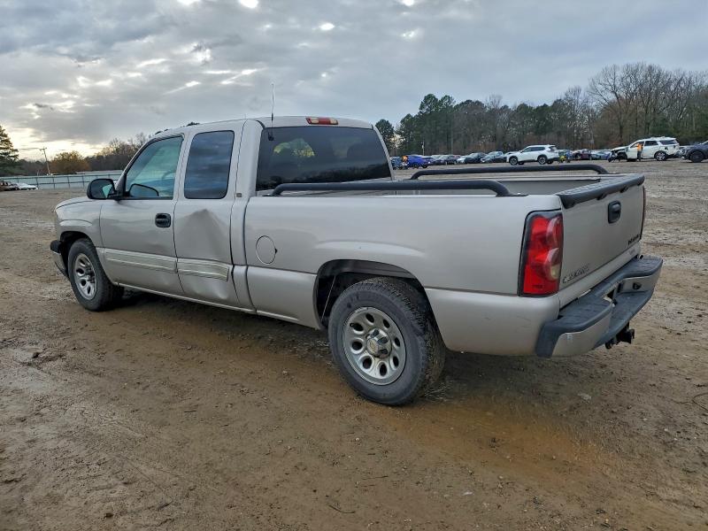 Photo 2 from auction – 2005 CHEVROLET SILVERADO with VIN 1GCEC19V05Z136827