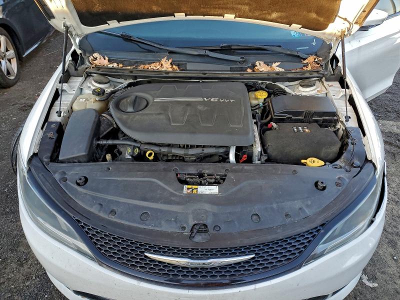 Photo 11 from auction – 2016 CHRYSLER 200 S with VIN 1C3CCCDG3GN163160