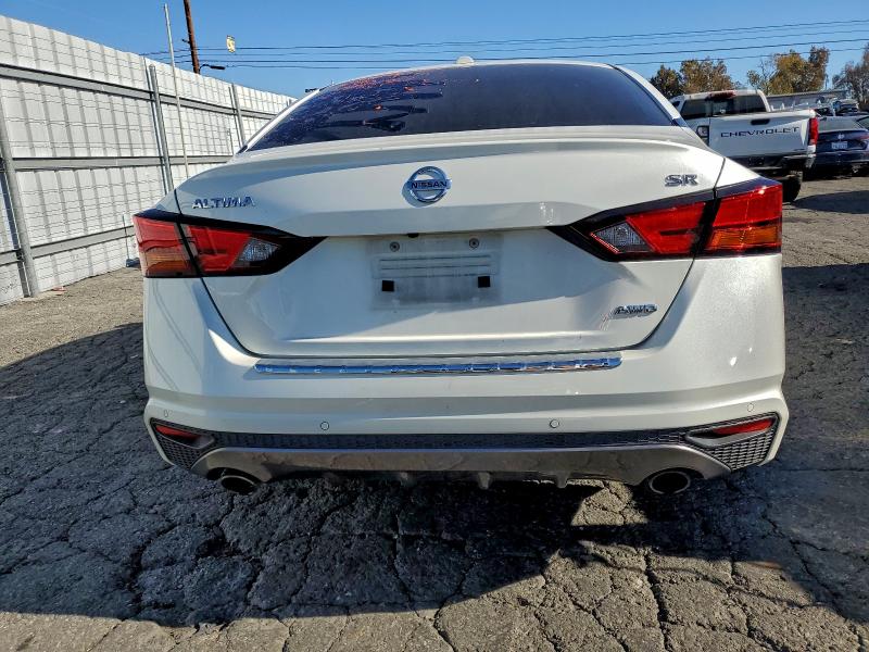 Photo 6 from auction – 2022 NISSAN ALTIMA SR with VIN 1N4BL4CW5NN385398