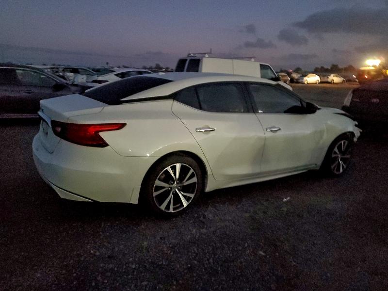 Photo 3 from auction – 2017 NISSAN MAXIMA with VIN 1N4AA6AP7HC395195