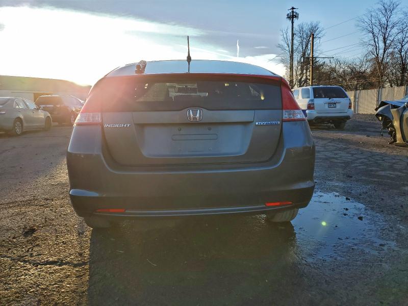 Photo 6 from auction – 2011 HONDA INSIGHT LX with VIN JHMZE2H56BS000479