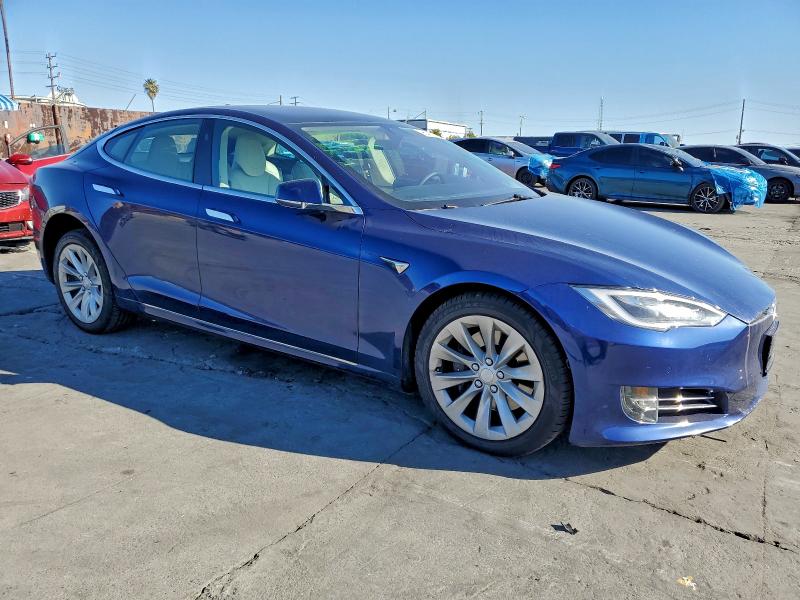 Photo 4 from auction – 2018 TESLA MODEL S with VIN 5YJSA1E23JF288041