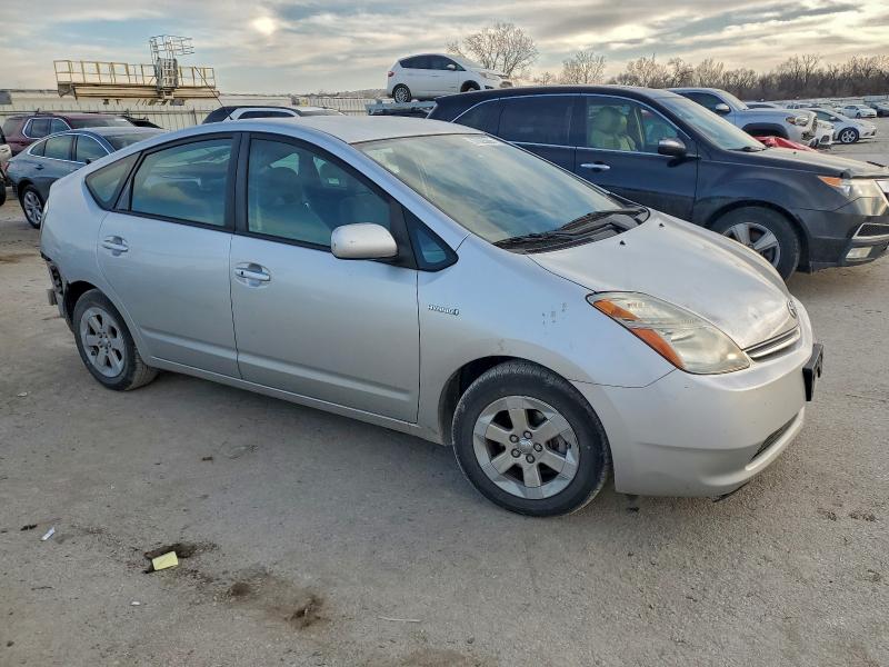 Photo 4 from auction – 2008 TOYOTA PRIUS with VIN JTDKB20UX83435619