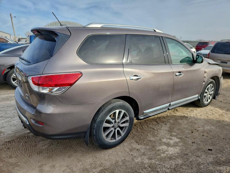 Photo 3 from auction – 2014 NISSAN PATHFINDER with VIN 5N1AR2MM8EC664776