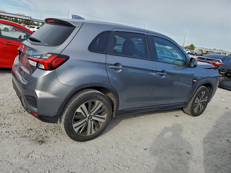 Photo 3 from auction – 2024 MITSUBISHI OUTLANDER with VIN JA4ARUAU0RU006884