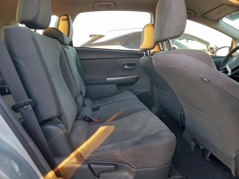Photo 10 from auction – 2014 TOYOTA PRIUS V with VIN JTDZN3EU6E3307961