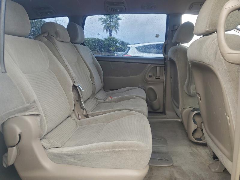 Photo 11 from auction – 2006 TOYOTA SIENNA CE with VIN 5TDZA23C56S584701