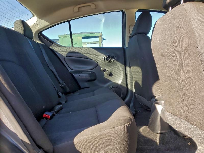 Photo 10 from auction – 2019 NISSAN VERSA S with VIN 3N1CN7AP4KL814874