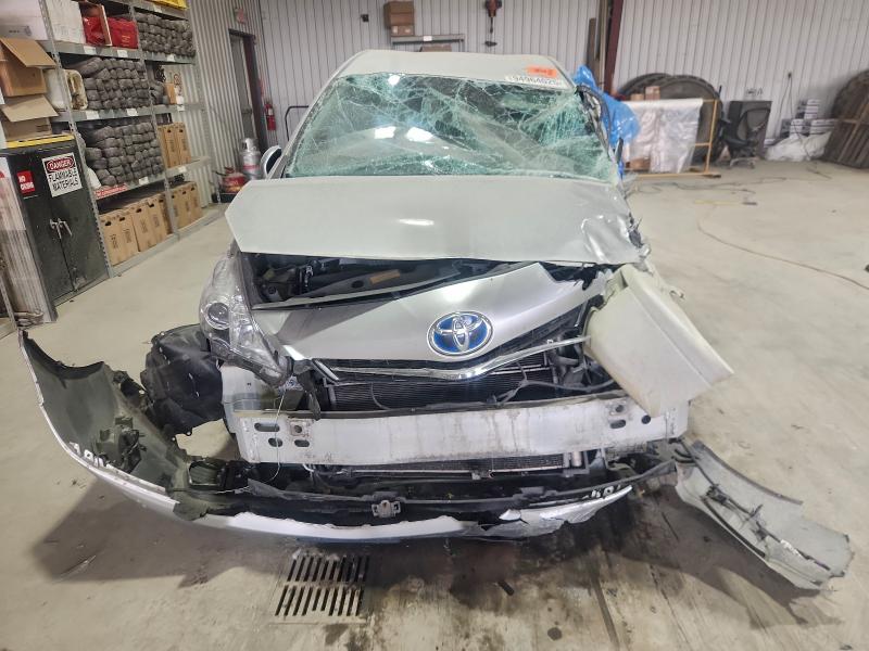 Photo 5 from auction – 2012 TOYOTA PRIUS V with VIN JTDZN3EU5C3055763
