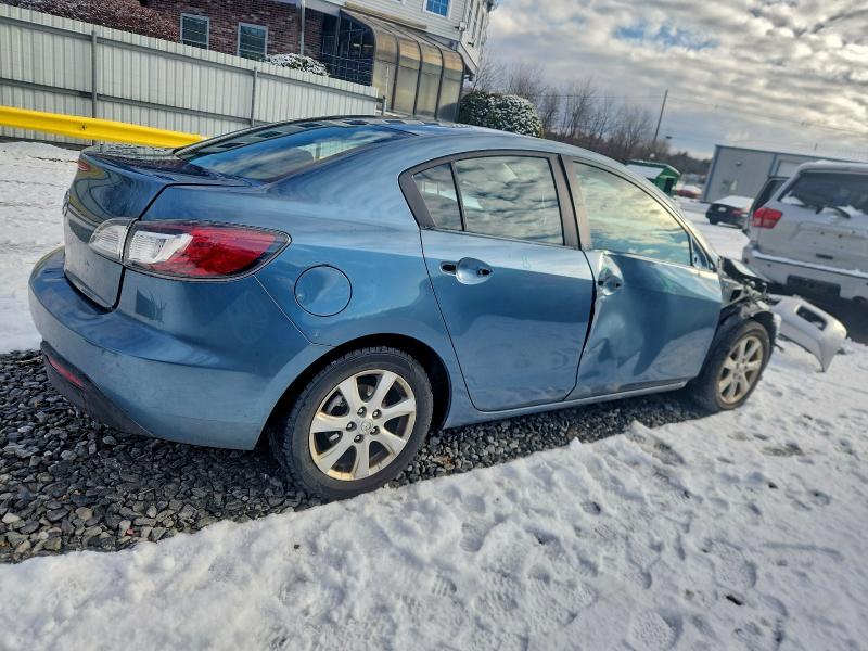 Photo 3 from auction – 2011 MAZDA 3 I with VIN JM1BL1VG4B1400961