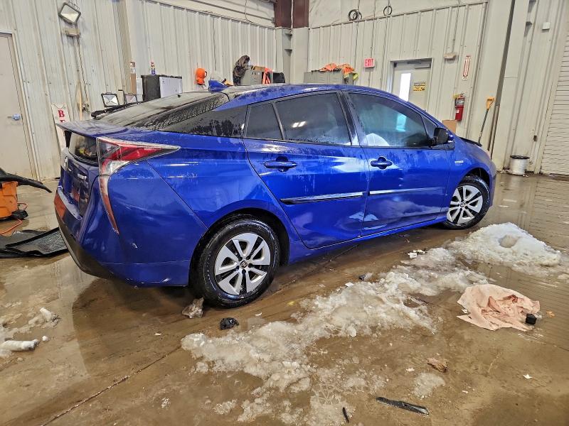 Photo 3 from auction – 2016 TOYOTA PRIUS with VIN JTDKARFUXG3520994