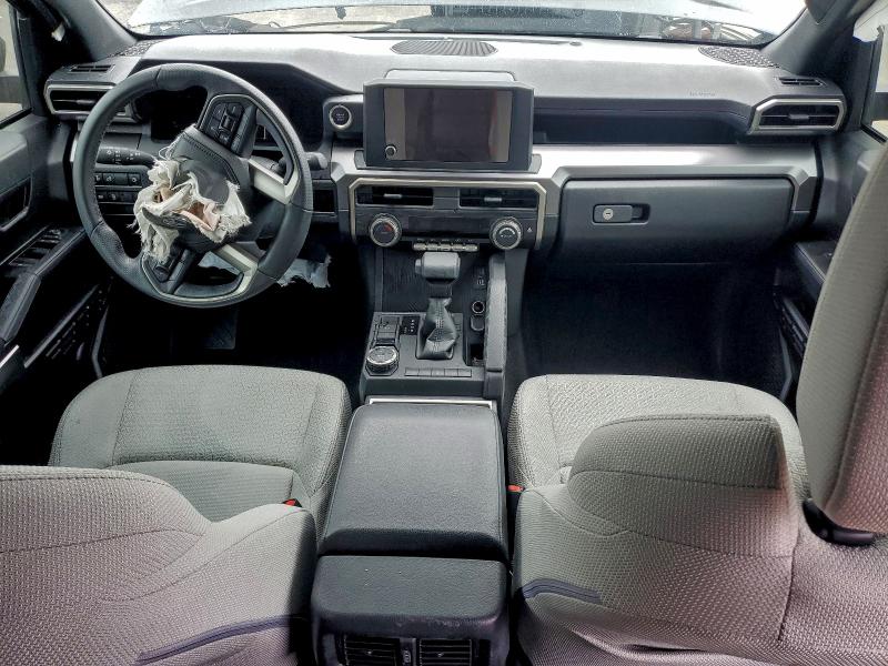 Photo 8 from auction – 2025 TOYOTA 4RUNNER SR with VIN JTEVA5AR3S5005062