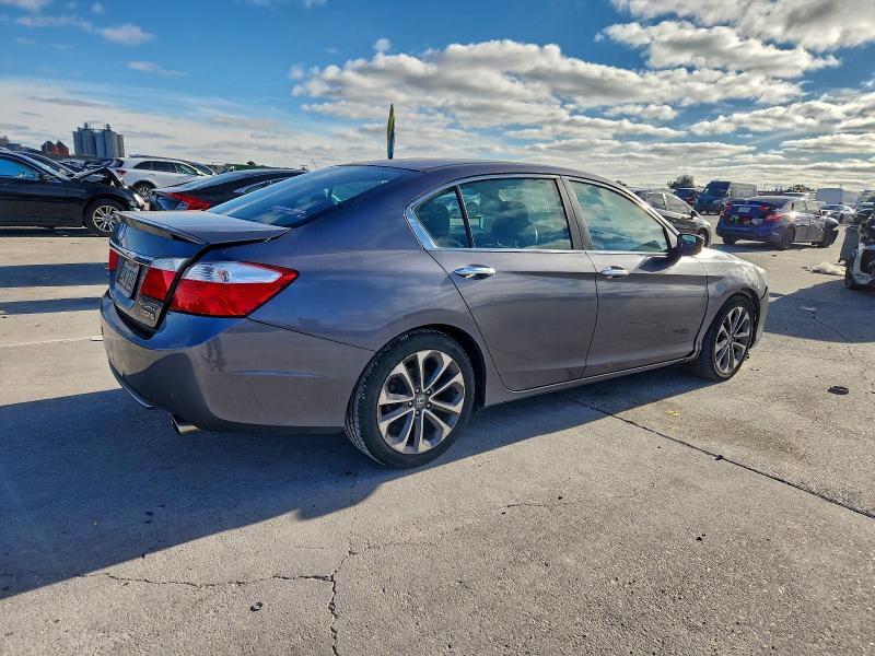 Photo 3 from auction – 2014 HONDA ACCORD SPO with VIN 1HGCR2F54EA142176