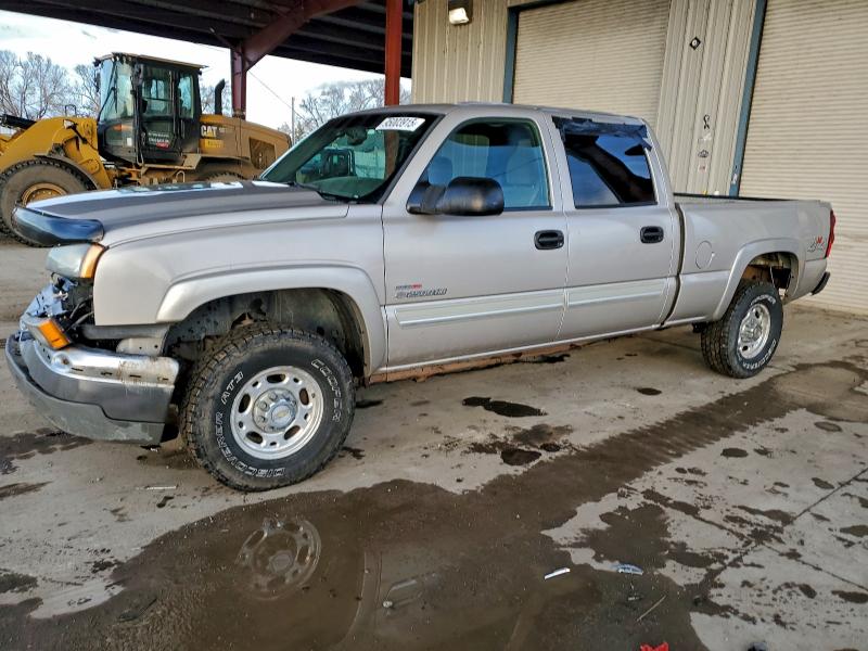 CHEVROLET SILVERADO 2005 with VIN 1GCHK23255F853391 - Photo from auction
