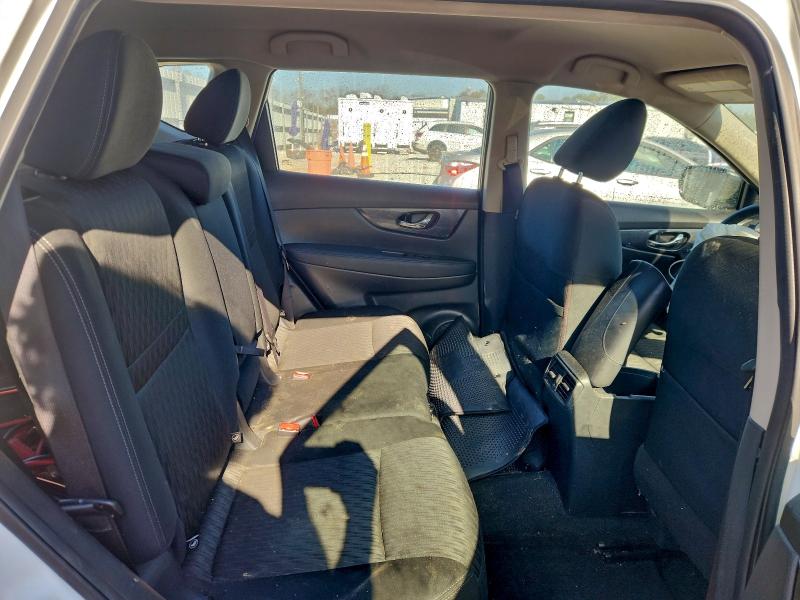 Photo 10 from auction – 2018 NISSAN ROGUE S with VIN KNMAT2MT2JP609014